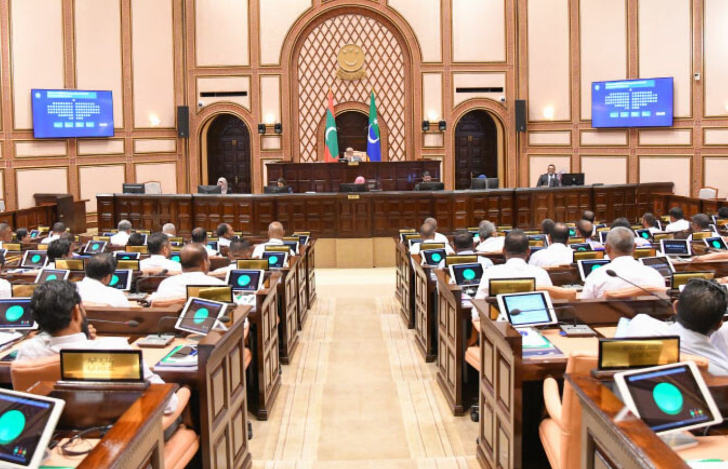 ރާއްޖެއިން ސައިބަރ ކްރައިމް ކޮންވެންޝަންގައި ބައިވެރިވާން މަޖިލީހުން ރުހުންދީފި!