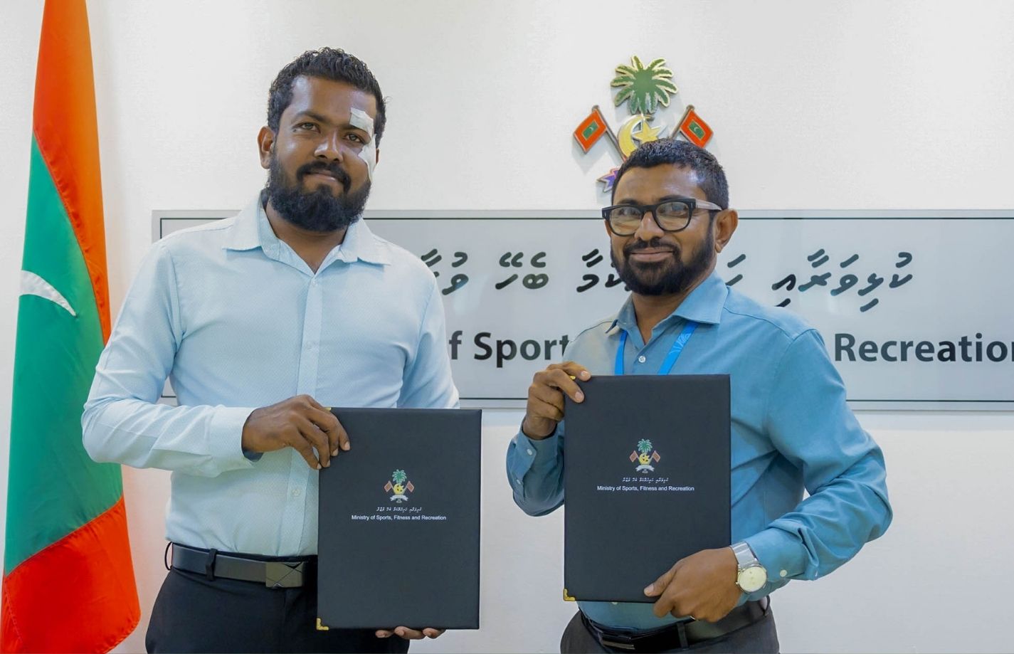 9 ރަށެއްގައި ހިންގުމަށް ހަމަޖެހިފައިވާ 10 މަޝްރޫޢެއްގެ އެއްބަސްވުމުގައި އެމްޓީސީސީއާއެކު ސޮއިކޮށްފި