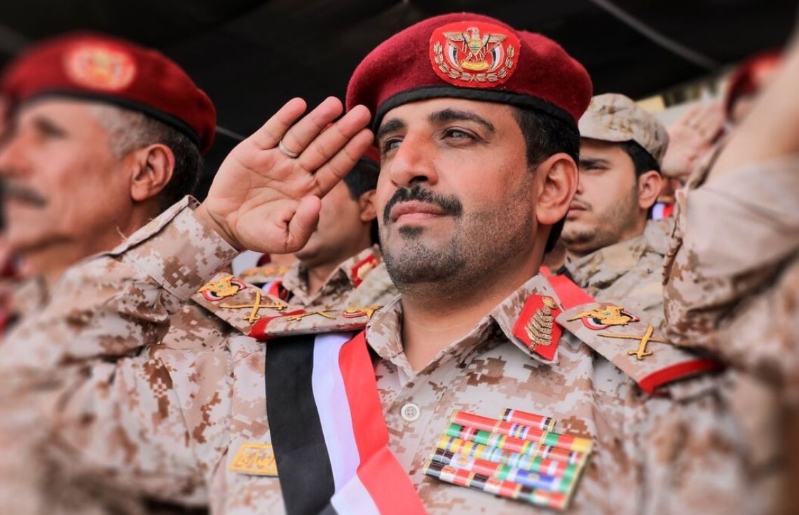 ޙޫޘީ ޢަސްކަރީ ވެރިޔާ އަދި 13 އަހަރުގެ ދަރިފުޅު އިސްރާއީލުން ދިން ހަމަލާއެއްގެ ޝަހީދުކޮށްލައިފި!