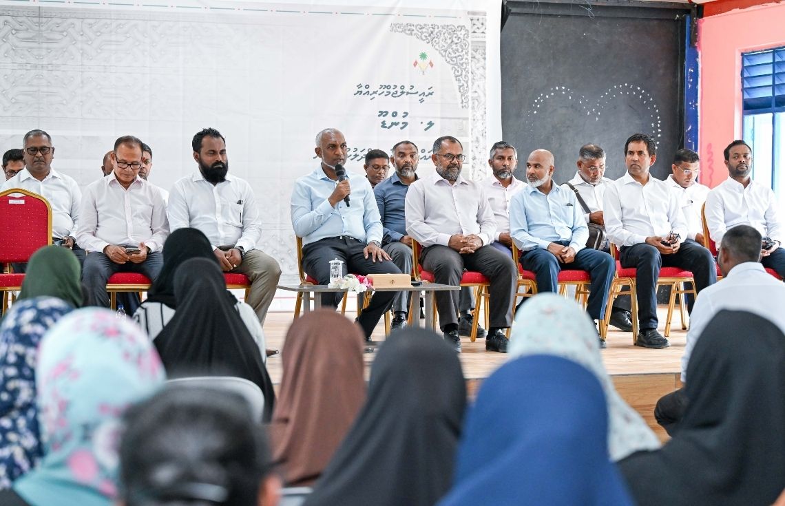 އަންނަ އަހަރުގެ ބަޖެޓުގައި ހިމަނައިގެން ލ. މުންޑޫ ބަނދަރުގެ މައްސަލަ ޙައްލުކޮށްދޭނަން: ރައީސް
