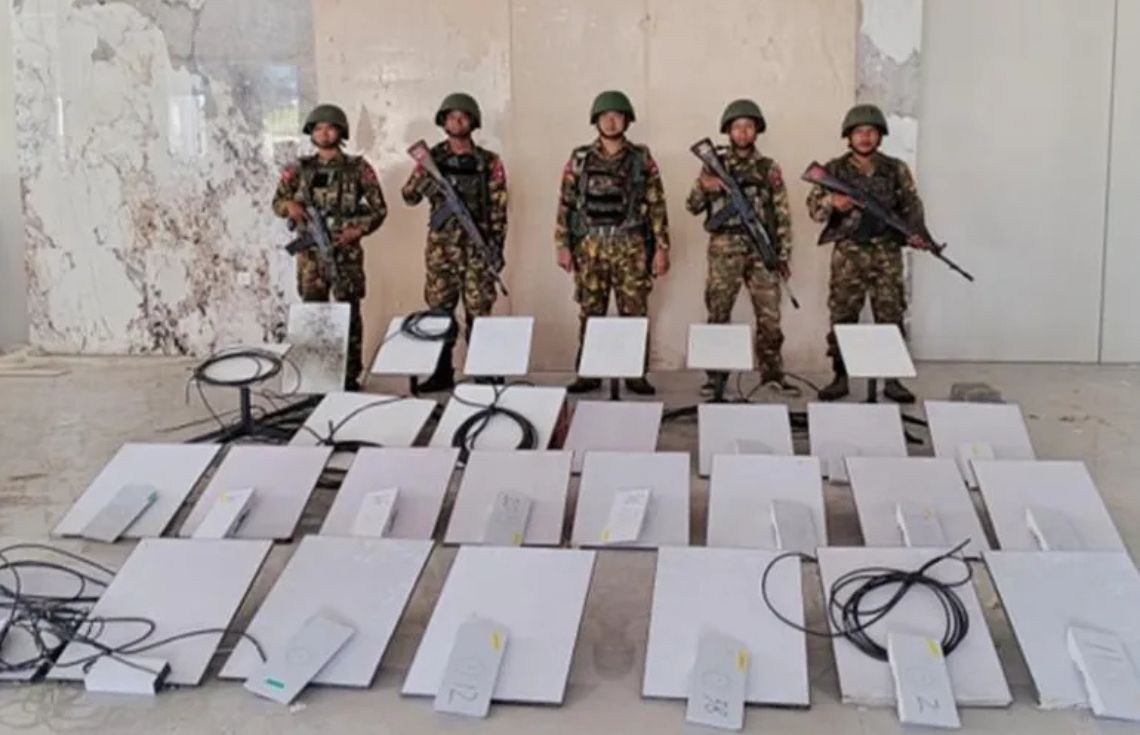 މިޔަންމާގެ އެންމެ މަޝްހޫރު ސްކޭމް ސެންޓަރުން 2،000 އަށްވުރެ ގިނަ މީހުން ހައްޔަރުކޮށްފި