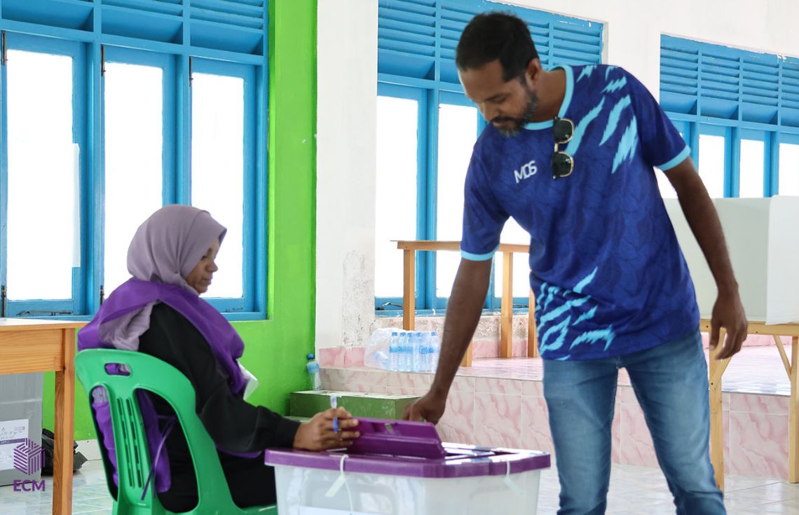 އައްޑޫގެ ވަކިވަކި ކައުންސިލްތަކާ ގުޅޭ ވޯޓުގައި ތިން ރަށުން 64 ޕަސެންޓް މީހުން ވޯޓު ނުލާ : އީސީ