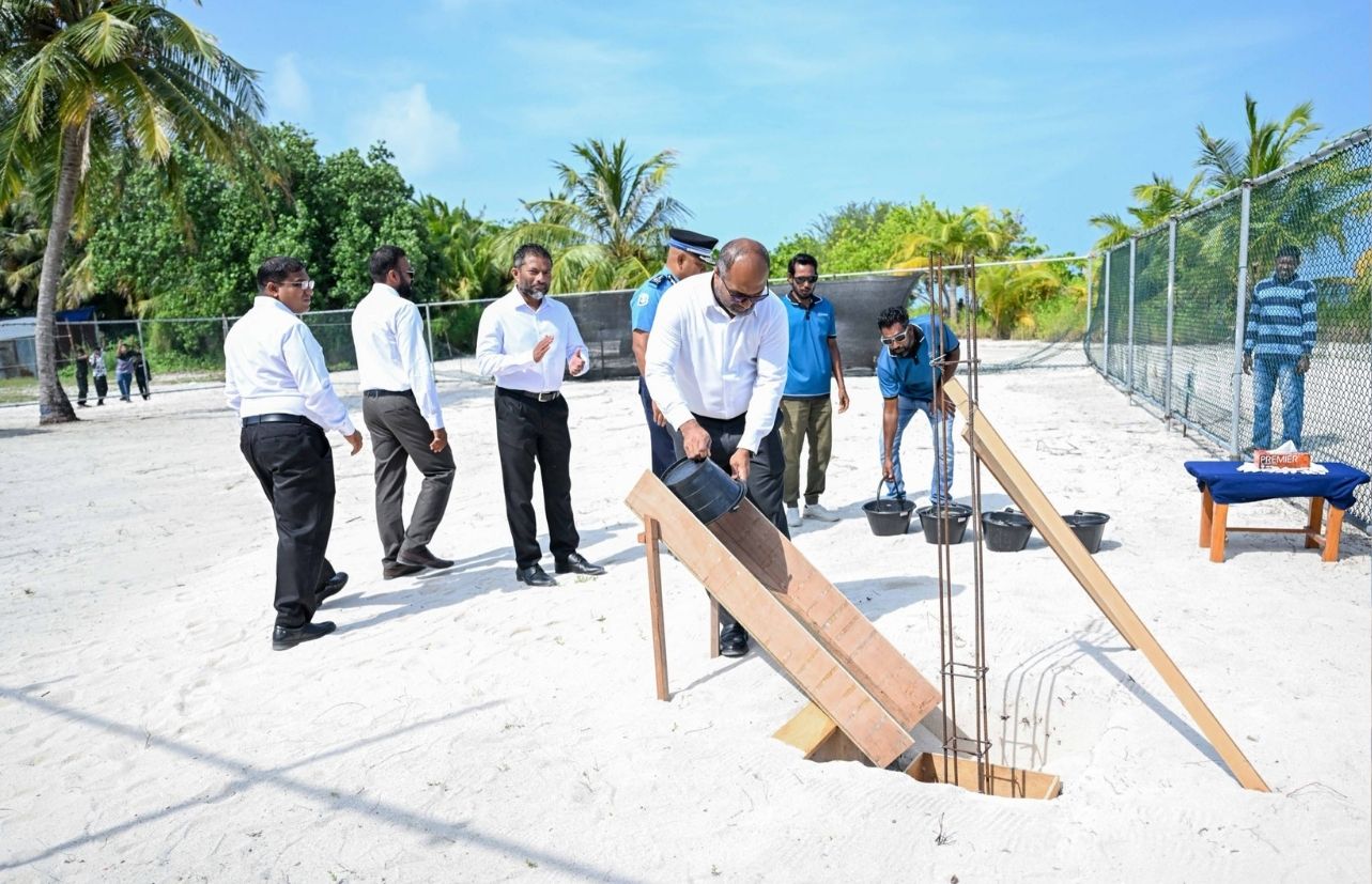 ޅ. އޮޅުވެލިފުށީ ފުލުހުންގެ މަރުކަޒު އިމާރާތްކުރުމުގެ ޢަމަލީ މަސައްކަތް ފަށައިފި