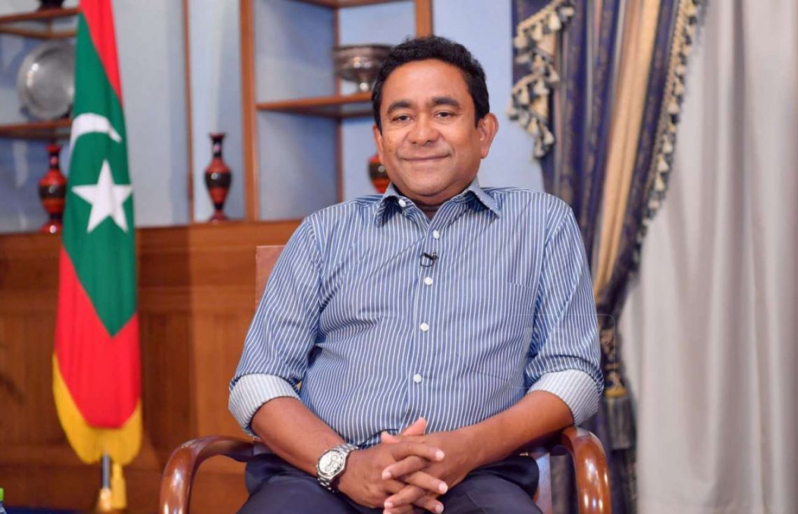 ޝަރީޢަތަށް ޙާޟިރުނުވެ ދިއްދުއަށް ވަޑައިގަތުމުން، ޔާމީނަށް ކްރިމިނަލް ކޯޓުގެ އިންޛާރު!