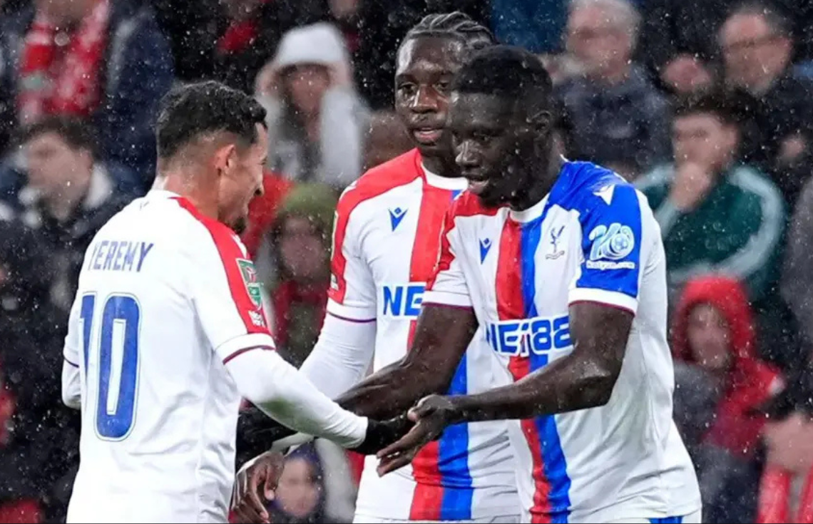 މި ސީޒަންގައި ތިންވަނަ ފަހަރަށް ކްރިސްޓަލް ޕެލެސްއިން ލިވަޕޫލް ބަލިކޮށްފި