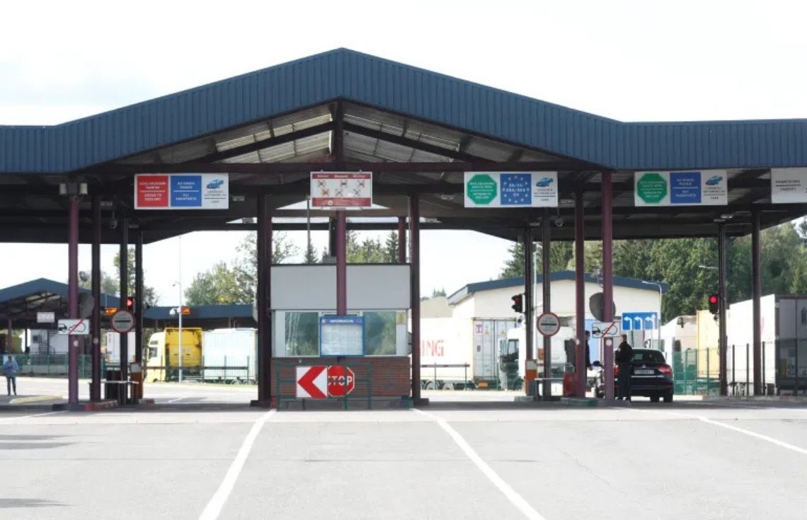 ލިތުއޭނިއާ އާއި ބެލަރުސް ގުޅޭ ބޯޑަރު ބަންދުކުރި މުއްދަތު ލިތުއޭނިއާއިން އިތުރުކޮށްފި