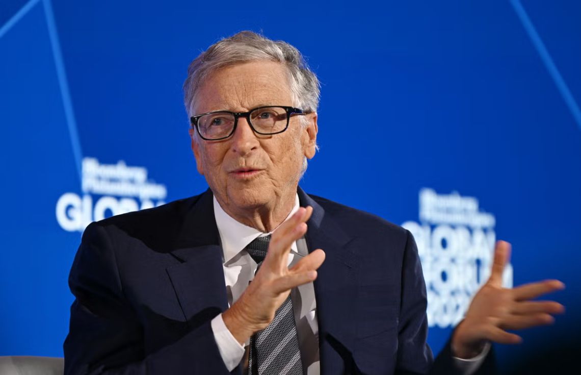 މޫސުމަށް އަންނަ ބަދަލުތަކުން އިންސާނީ ނަސްލު ނެތިގެން ނުދާނެ، ކުރިއެރުމަށް ސަމާލުކަން ދޭންޖެހޭ: ބިލް ގޭޓްސް