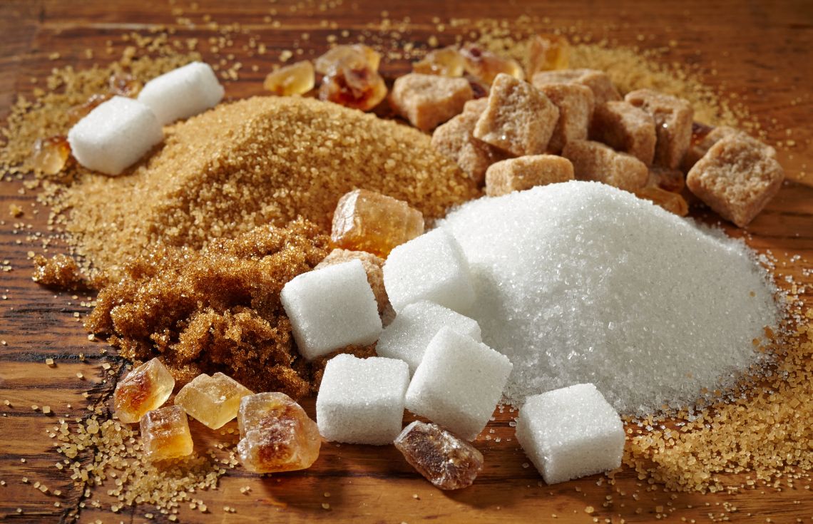 ހަކުރުގެ ނުރައްކާތައް: ބޮލުން ފެށިގެން ފައިތިލައާ ހަމައަށް ހަށިގަނޑަށް ކުރާ އަސަރު