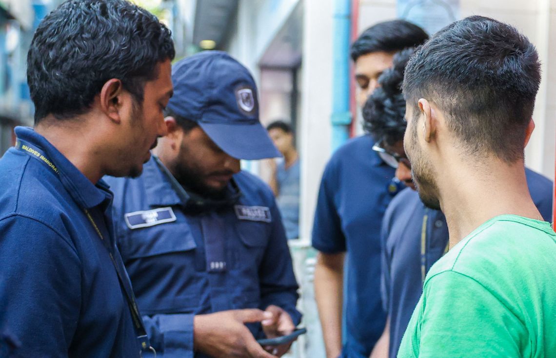 ނުޤަވާޢިދަށް ރާއްޖޭގައި އުޅެމުންދިޔަ 5 ބިދޭސީއަކު ހައްޔަރަށް