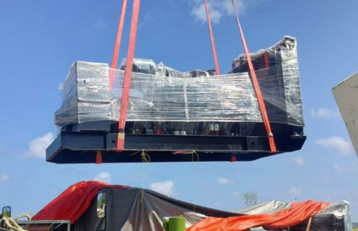 އއ. ތޮއްޑޫގެ ކަރަންޓުގެ ޚިދުމަތް ރަނގަޅުކުރުމަށް 1000 ކިލޯވޮޓްގެ ޖެންސެޓެއް ގެންގޮސްފި