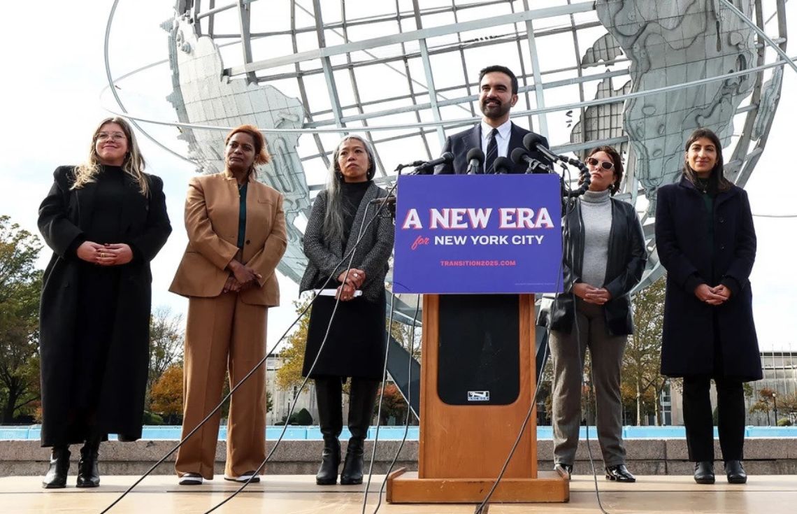 މަމްދާނީގެ މަސައްކަތްތަކަށް ހަމައެކަނި ހީވާގި އަންހެނުންގެ ޓީމެއް!