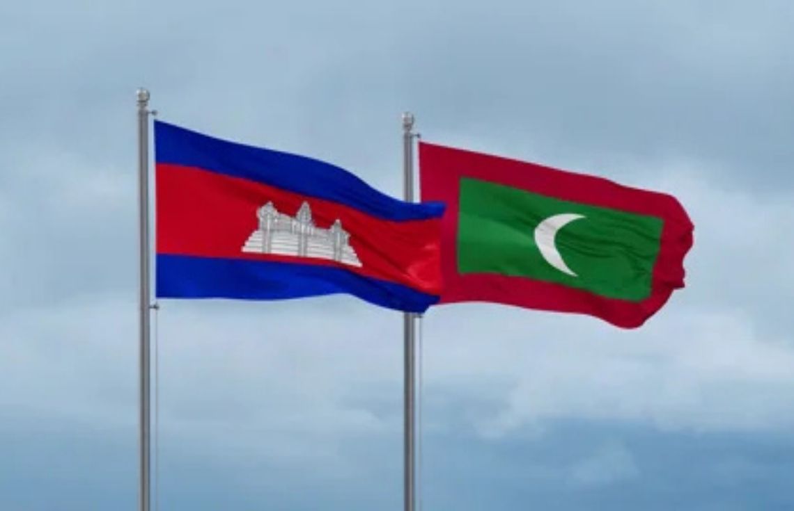 ކެމްބޯޑިއާގެ މިނިވަން ދުވަހުގެ މުނާސަބަތުގައި ޚާރިޖީ ވަޒީރު ތަހުނިޔާ ފޮނުއްވައިފި