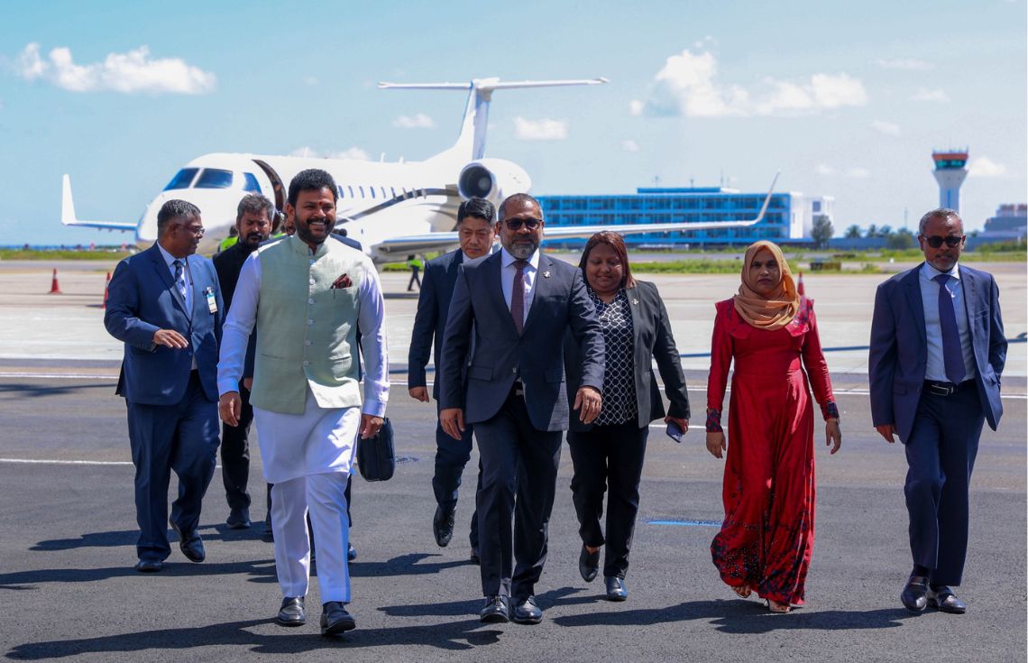 ހަނިމާދޫ އެއަރޕޯޓު ހުޅުވުމުގެ ރަސްމިއްޔާތަށް އިންޑިއާގެ ބޮޑުވަޒީރުގެ ޚާއްސަ މަންދޫބެއް ވަޑައިގެންފި