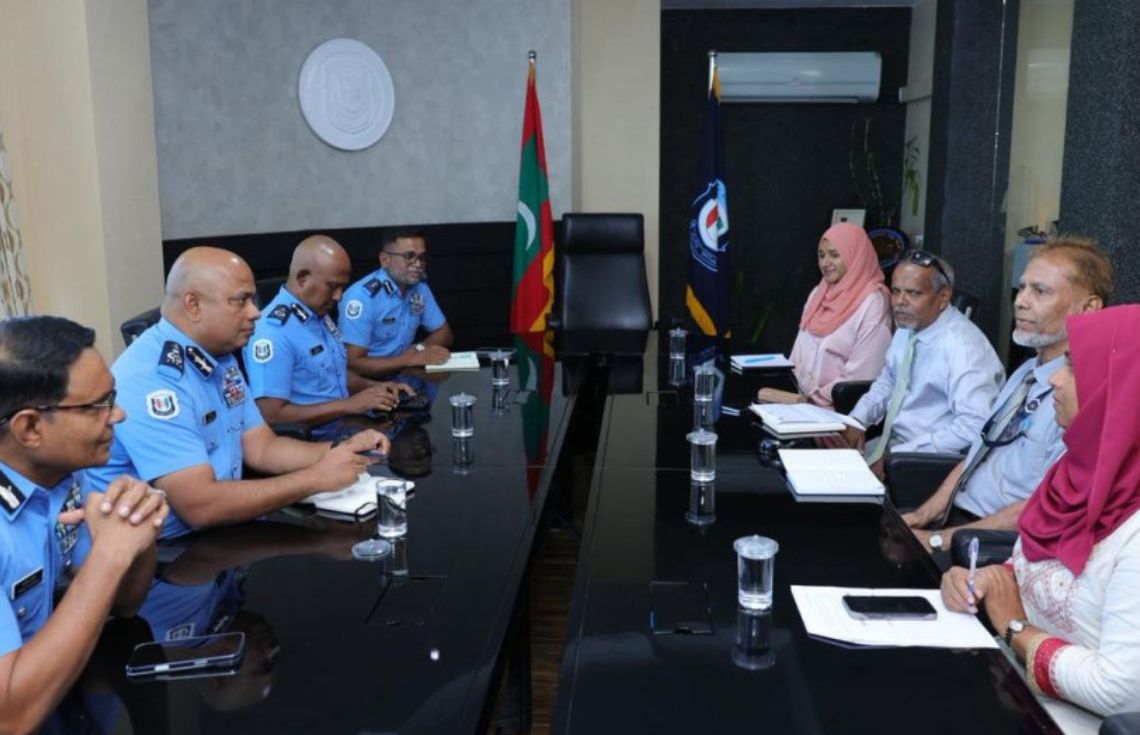 ފުލުހުންގެ ހިދުމަތް ހަރުދަނާކޮށް، ރައްޔިތުންގެ ހައްގުތައް ކަށަވަރުކުރުމަށް އެން.އައި.ސީ. އާއި ފުލުހުންގެ އެއްބާރުލުން އިތުރުކުރުމަށް މަޝްވަރާކޮށްފި