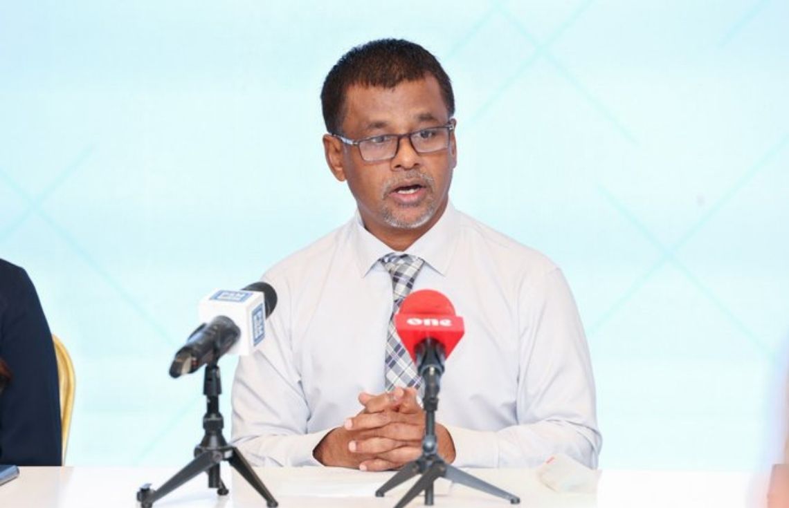 ޞިއްޙީ ދައިރާއަށް ވަށާޖެހޭ ހައްލެއް ގެނައުމަށް ޤައުމީ ފެންވަރުގެ ލެބޯޓަރީއެއް ކޮންމެހެން ހުންނަން ޖެހޭ: ވަޒީރު ނާޡިމް