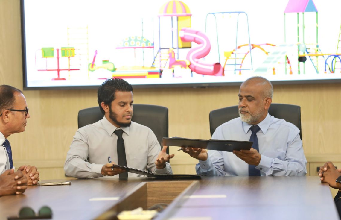 32 ރަށެއްގައި ކުޑަކުދިންގެ ޕާކު ތަރައްޤީކުރުމުގެ މަސައްކަތް އެޗްޑީސީއާ ހަވާލުކޮށްފި