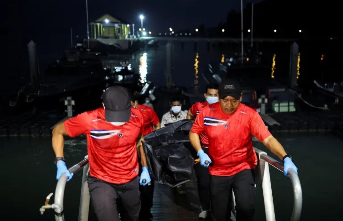 މިޔަންމާ ދޫކޮށް ފިލައިގެން ދާން މަސައްކަތްކުރި ރޮހިންޔާގެ ރެފިޔުޖީންތަކެއް ދަތުރުކުރި ބޯއްޓެއް ބަންޑުންޖަހާލައިފި