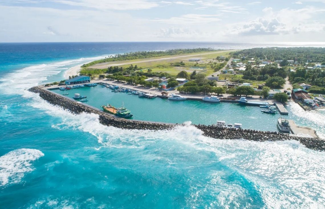 ފުވައްމުލަކުގެ ފެނުގެ ސަޕްލައިއަށް ދިމާވި މައްސަލަ ހައްލުކޮށް، ފެން ލީކުވުމުގެ މައްސަލަ ހައްލުކުރަނީ