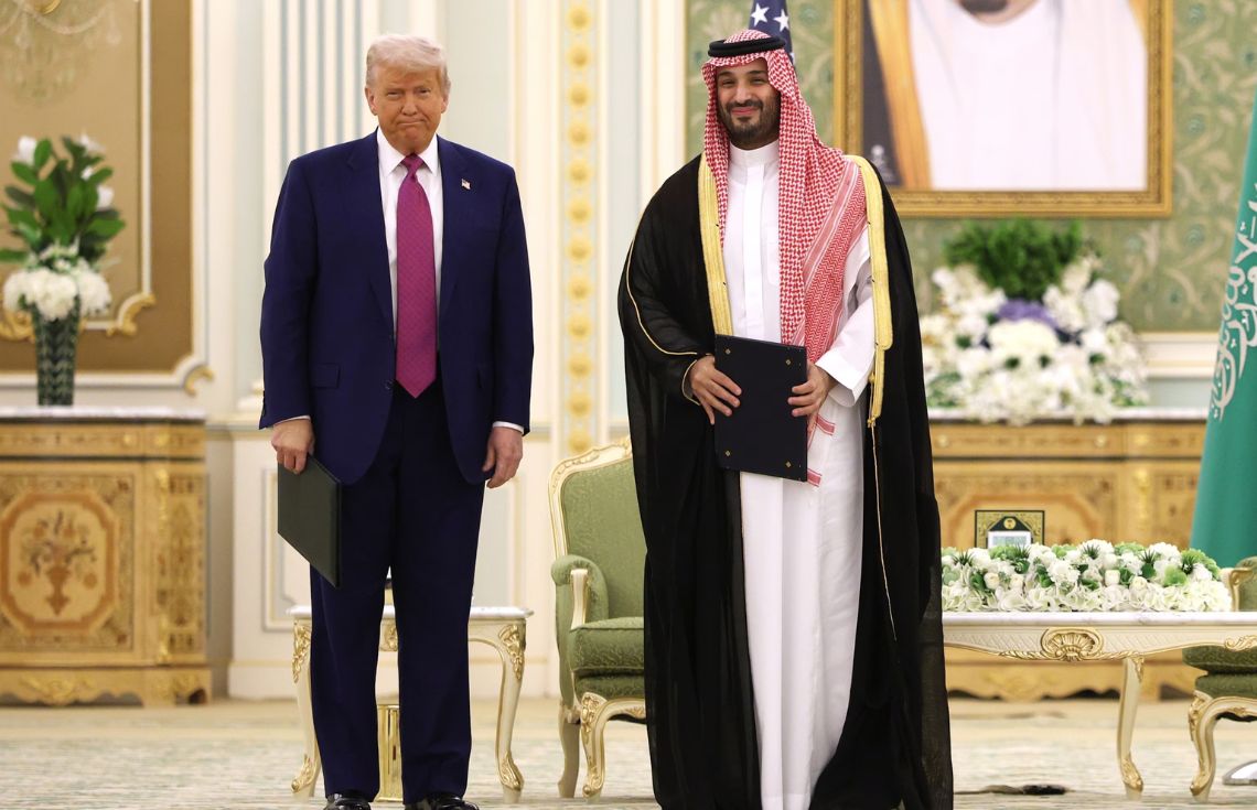 އެމެރިކާގެ އެފް-35 ފައިޓަރ ޖެޓް ސައުދީ އަރަބިއްޔާއަށް ވިއްކުމަށް ޓްރަމްޕް އެއްބަސްވުމުގައި ސޮއިކުރައްވައިފި!