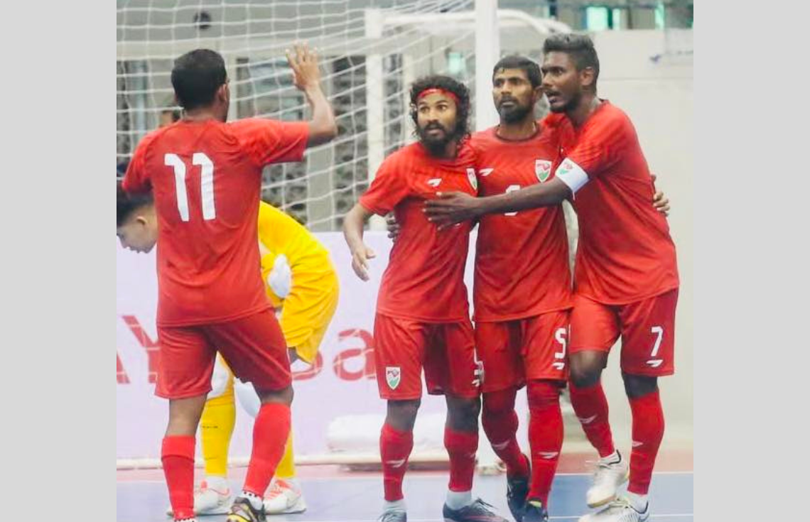 މުޅިން އަލަށް ފަށާ ސާފް ފުޓްސަލް ޗެމްޕިއަންޝިޕްގެ ގުރުއަތުލުން ބާއްވައިފި، ރާއްޖޭގެ ދެ ޓީމު ކުޅޭ!