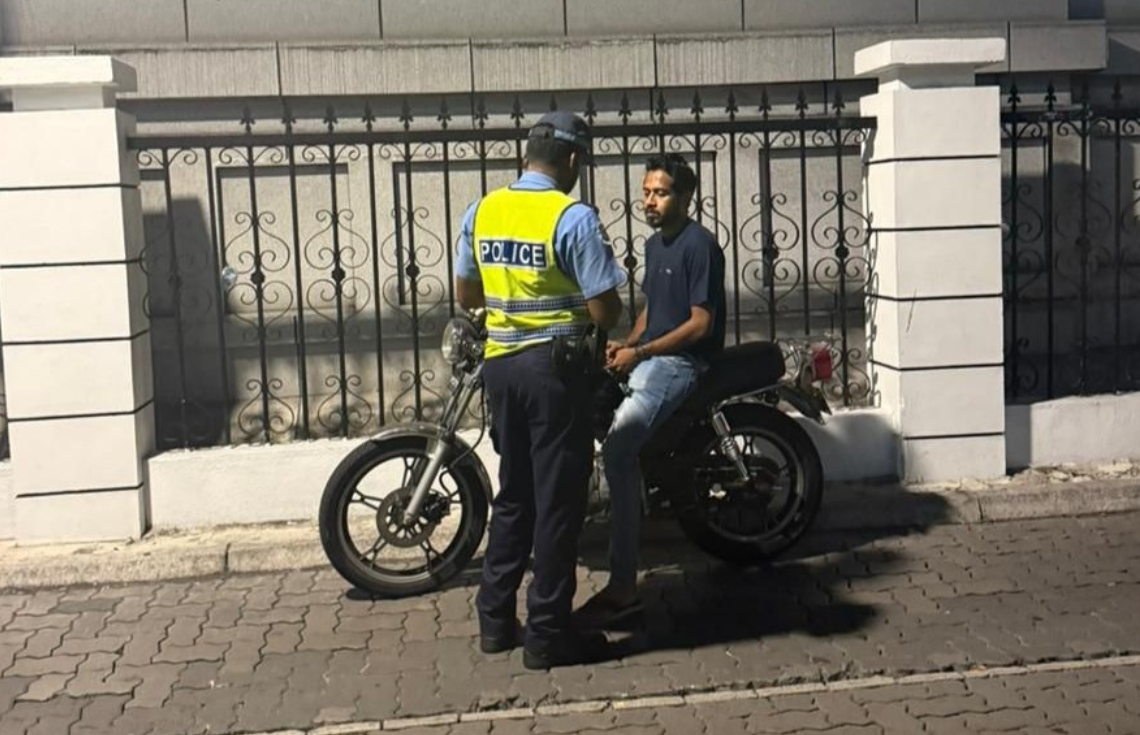 ފާއިތުވި 48 ގަޑިއިރުގެ ތެރޭގައި މާލެއިން 1500އަށް ވުރެ ގިނަ ތަން ފުލުހުން ޗެކްކޮށްފި