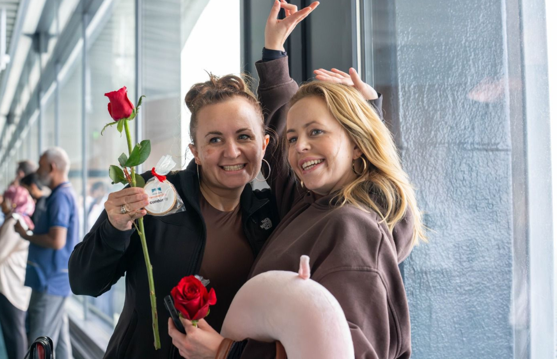 ވީއައިއޭގެ ޓާމިނަލް 1އިން ޚިދުމަތްދޭން ފެށި ޖަރުމަނުގެ ފުރަތަމަ ފްލައިޓަކަށް ކޮންޑޯ