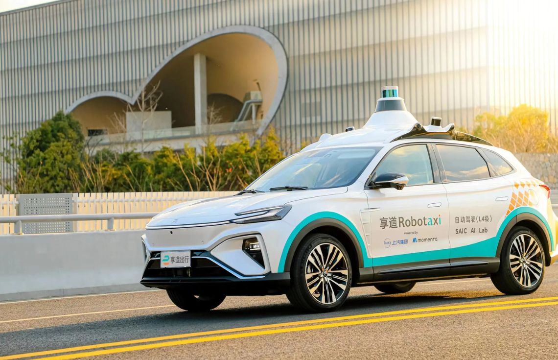 ވޭމޯ އަދި ޓެސްލާ ފަހަތަށް ޖައްސާ ޗައިނާގެ ރޮބޯޓެކްސީ ދުނިޔޭގައި ކުރި ހޯދައިފި!