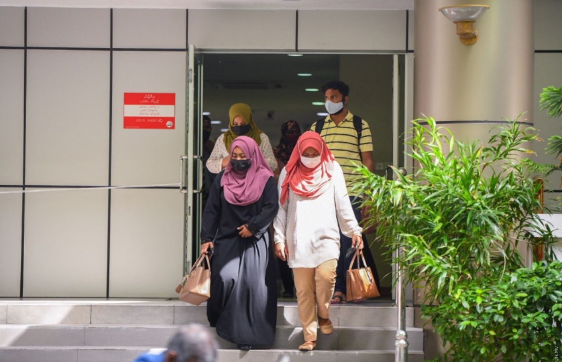 ޕޭ ހާމަނައިޒްވެ މުސާރައަށް އައިސްފައިވާ ކުރިއެރުން  ފުރިހަމަގޮތުގައި މުވައްޒަފުންނަށް ލިބެން ފަށާނީ ޑިސެންބަރު މަސް ނިމޭއިރު: މާލިއްޔާ