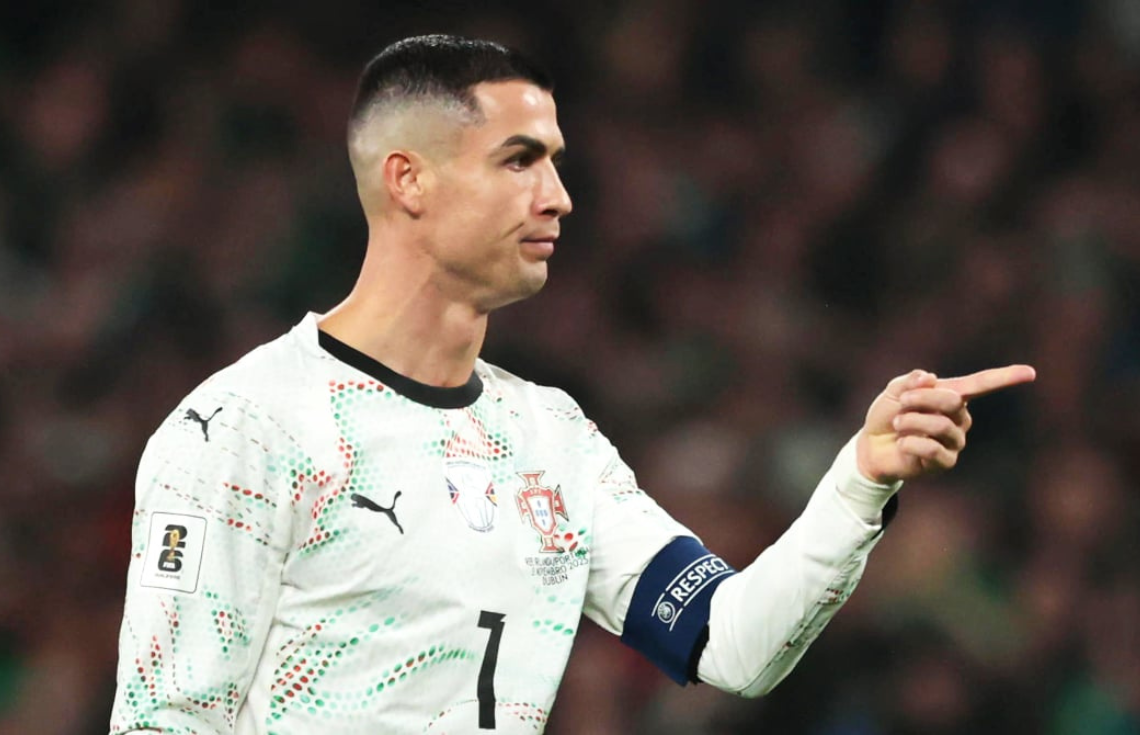 ރަތް ކާޑާ ގުޅިގެން ވޯލްޑް ކަޕްގެ ފުރަތަމަ މެޗު ރޮނާލްޑޯއަކަށް ނުގެއްލޭނެ