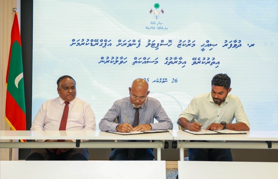 ހއ. އަތޮޅު ހޮސްޕިޓަލާއި ދުވާފަރު ޞިއްޙީ މަރުކަޒު ތަރައްޤީކުރުމުގެ މަސައްކަތް ހަވާލުކޮށްފި