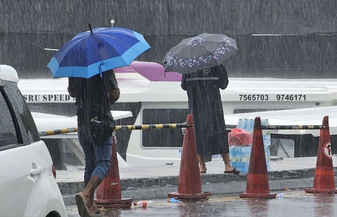 މެދުރާއްޖެތެރެ އާއި ދެކުނުގެ ބޮޑު ސަރަޙައްދަކަށް ހުދު ސަމާލު، މޫސުމަށް ސަމާލުވޭ!