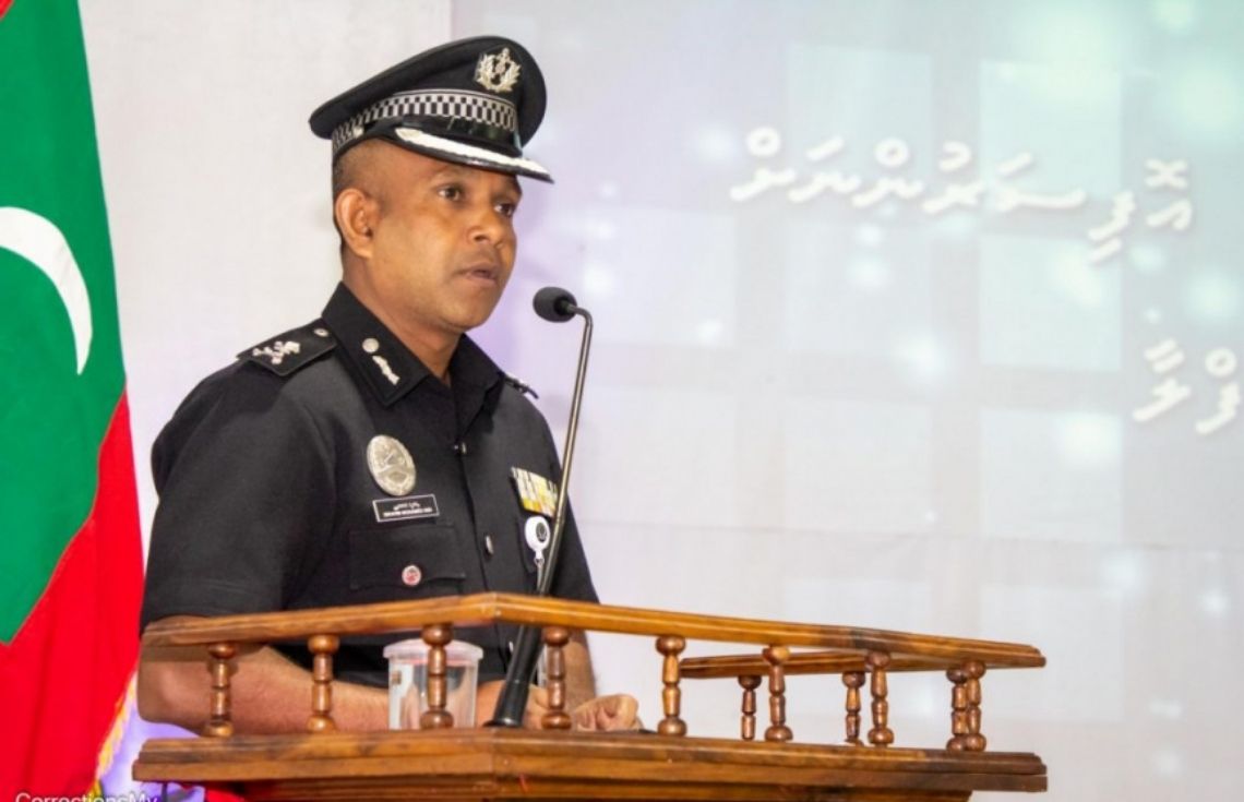 ޑެޕިއުޓީ ކޮމިޝަނަރ އޮފް ޕްރިޒަންސް މަޤާމުން ރިޓަޔާކުރައްވައިފި