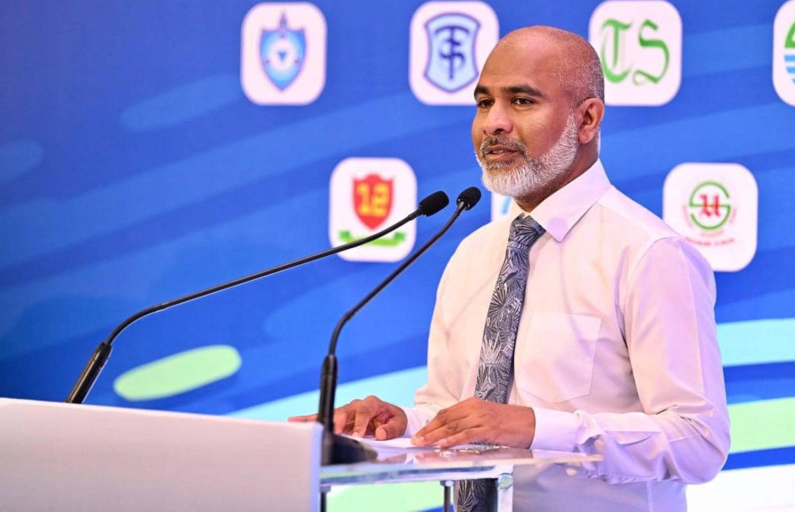 2027ވަނަ އަހަރުން ފެށިގެން ސަރުކާރު ސްކޫލުތަކުގެ ޔުނީފޯމްތައް ދިދައިގެ ކުލަތަކަށް ބަދަލުކުރަނީ