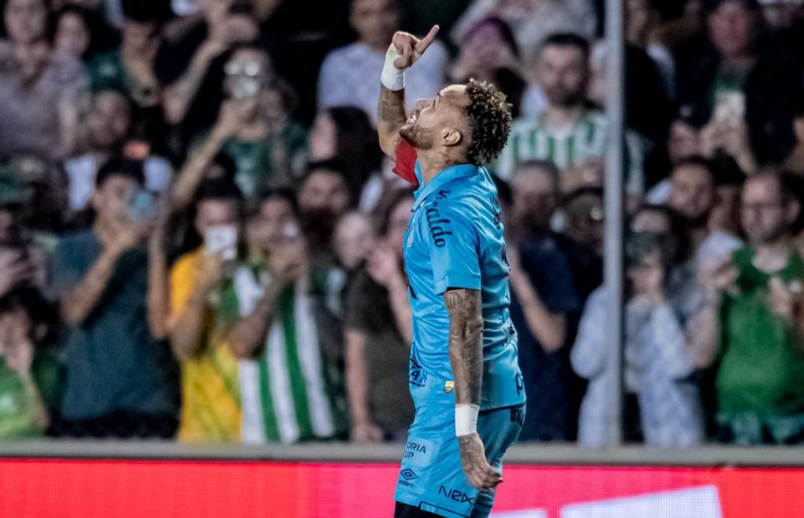 އަނިޔާގައި ހުރި ނޭމާގެ ހެޓްރިކަކާއެކު، ސަންތޯސް ރެލިގޭޝަން ޒޯނުން މައްޗަށް ޖެހިލައިފި