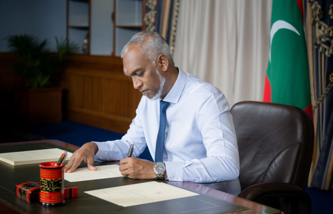 މަސްތުވާތަކެތި އެތެރެކުރާ މީހުންނަށް މަރުގެ އަދަބު ދޭ ބިލު، ރައީސުލްޖުމްހޫރިއްޔާ ތަޞްދީޤުކުރައްވައިފި