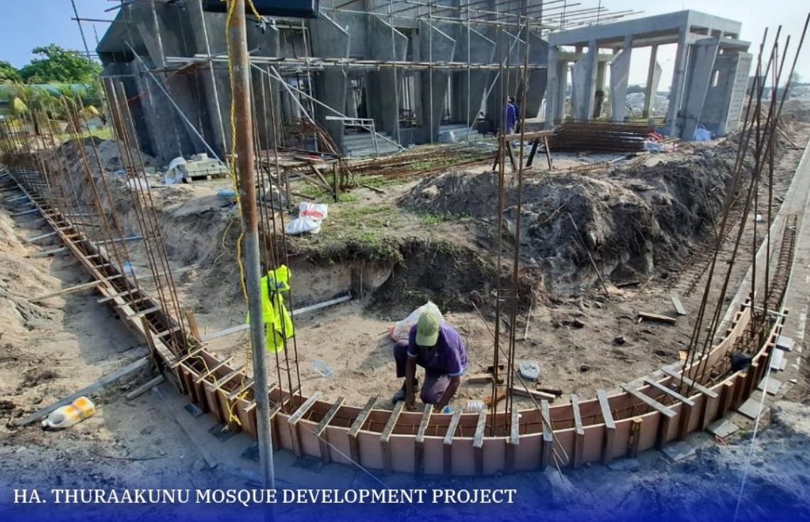 ތުރާކުނުގައި ބިނާކުރާ މިސްކިތުގެ ކޮންކްރީޓް މަސައްކަތުގެ 90 އިންސައްތަ ނިމިއްޖެ