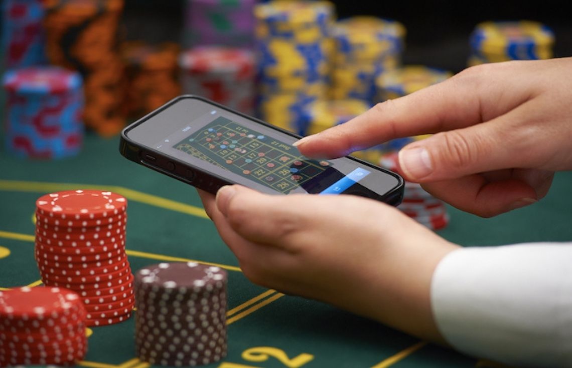 ޖުވާ ކުޅުމަކީ ޖިނާއީ ކުށެއްގެ ގޮތުގައި ކަނޑައެޅުމަށް ޤާނޫނަށް އިޞްލާޙު ގެނައުމުގެ ބިލެއް މަޖިލީހަށް ހުށަހަޅައިފި