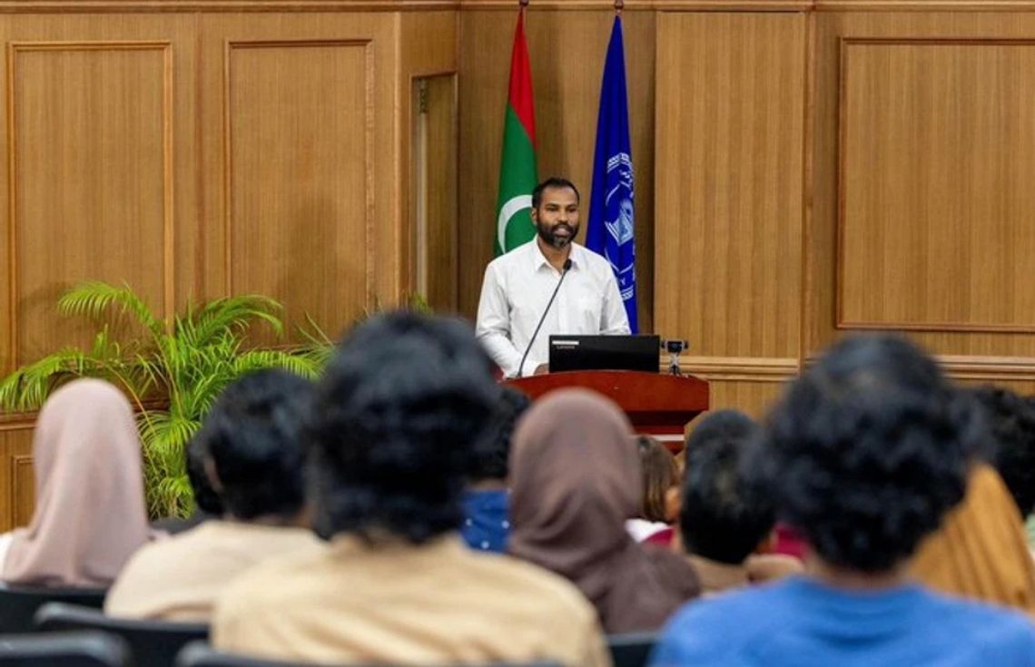 އިލެކްޓްރޯނިކް ކުނީގެ ދިރާސާގެ ހޯދުންތައް އެމް.އެން.ޔޫ.ގައި ހުށަހަޅައިފި