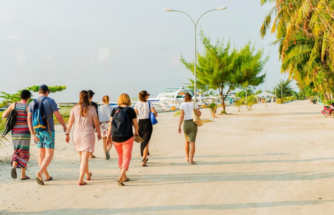 މިއަހަރުގެ މިހާތަނަށް 2.1 މިލިއަން ފަތުުރުވެރިން ރާއްޖެ ޒިޔާރަތްކޮށްފައިވޭ