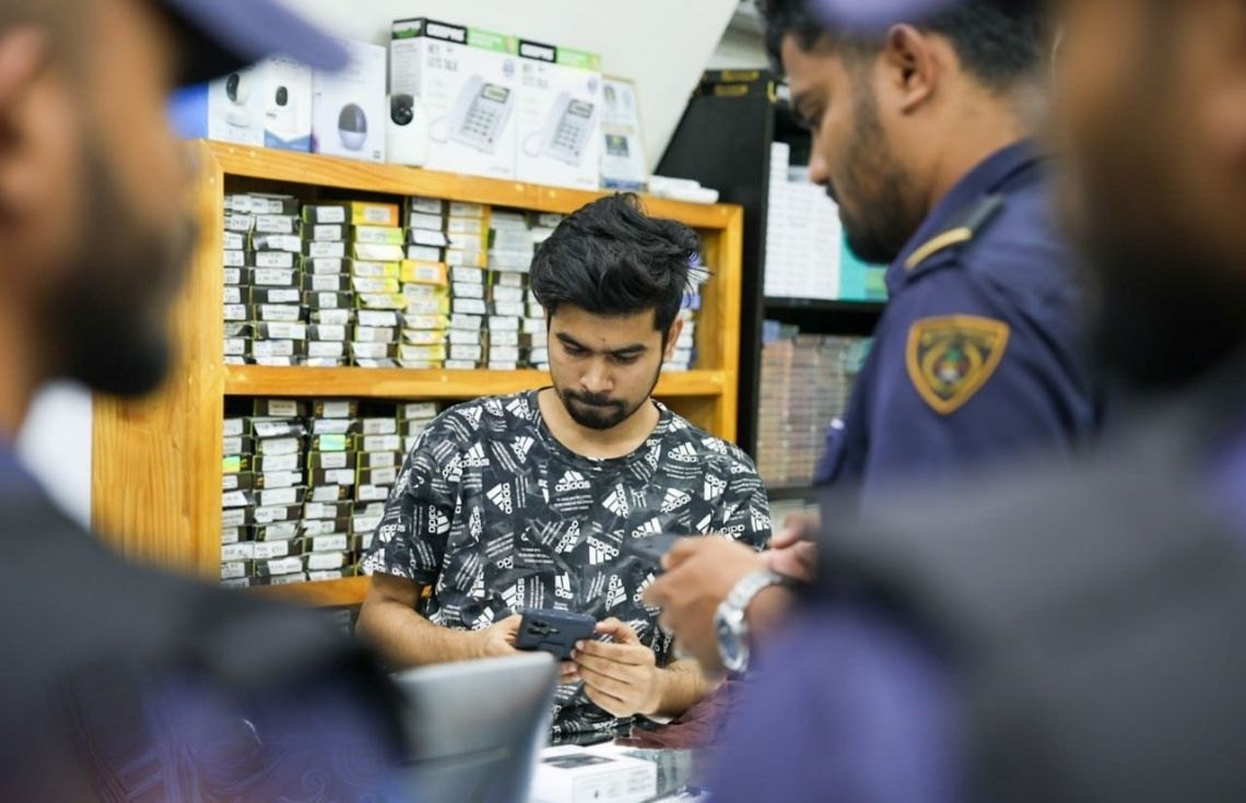 މާލޭގެ 9 ތަނެއް ބަލައިފާސްކޮށް، ބިދޭސީން ހިންގަމުންދިޔަ 2 ވިޔަފާރިއެއް ވަގުތުން ހުއްޓުވައިފި