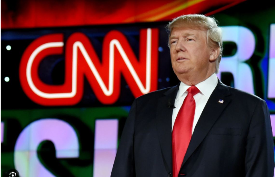 ސީއެންއެންގެ މިލްކުވެރިކަން ބަދަލުކުރުމަށް ޓްރަމްޕް ގޮވާލައްވައިފި