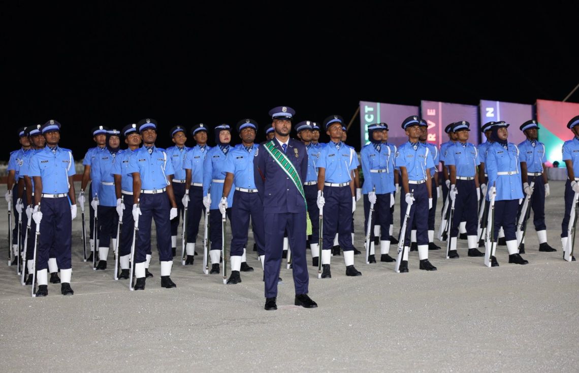 ފުލުހުންގެ 41 ވަނަ އަސާސީ ކޯހުން 185 އޮފިސަރަކު ދަސްވެނިވެއްޖެ