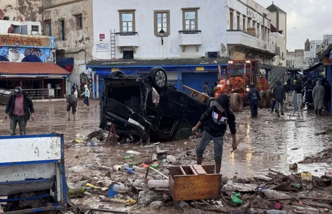 މުޅި މަޣްރިބްގައި ކުއްލި ޙާލަތު އިޢުލާނުކޮށްފި: ފެންބޮޑުވުމުގެ ސަބަބުން 37 މީހުން މަރުވެއްޖެ