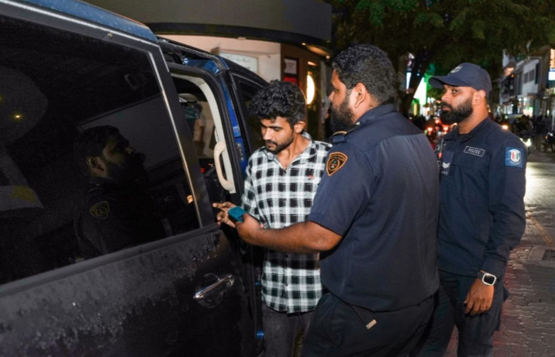 ރޭ ދަންވަރު ބޭރުގައި އުޅުނު 23 ބިދޭސީއަކާ ސުވާލުކޮށް، އެކަކު ހައްޔަރަށް