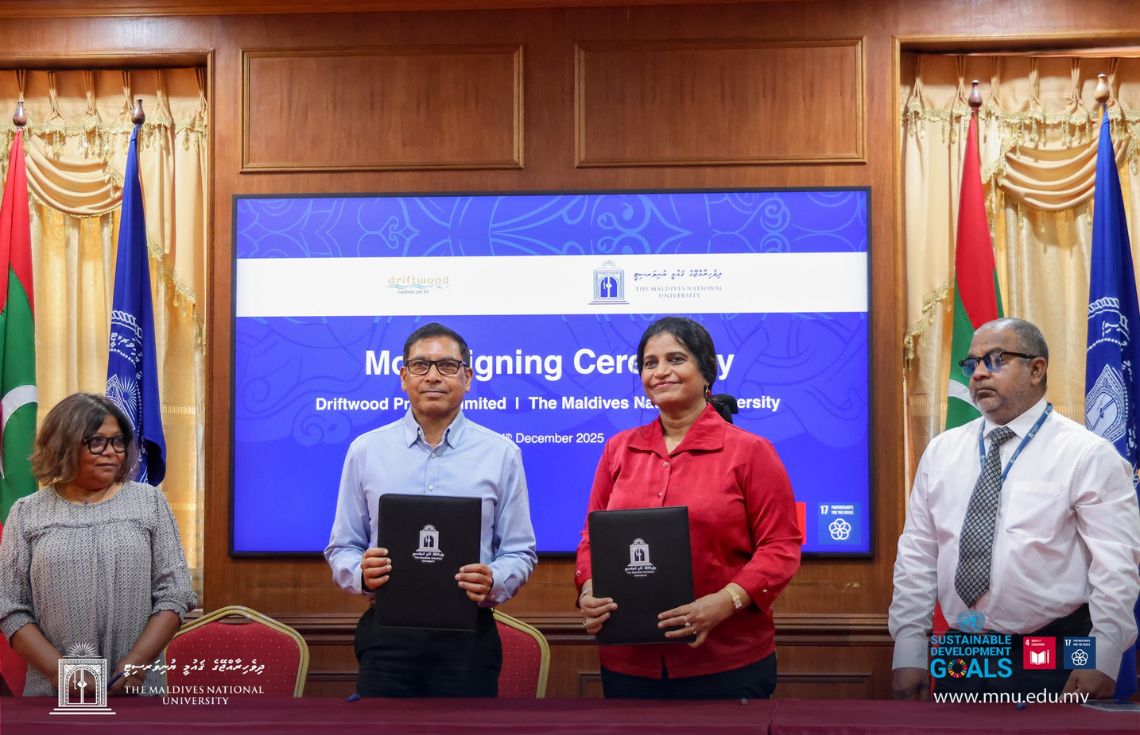 ކަނޑުތަކާއި މޫސުމީ ދިރާސާތައް ކުރިއެރުވުމަށް އެމްއެންޔޫ އާއި ޑްރިފްޓްވުޑް މޯލްޑިވްސްއާ ދެމެދު އެއްބަސްވުމެއްގައި ސޮއިކޮށްފި