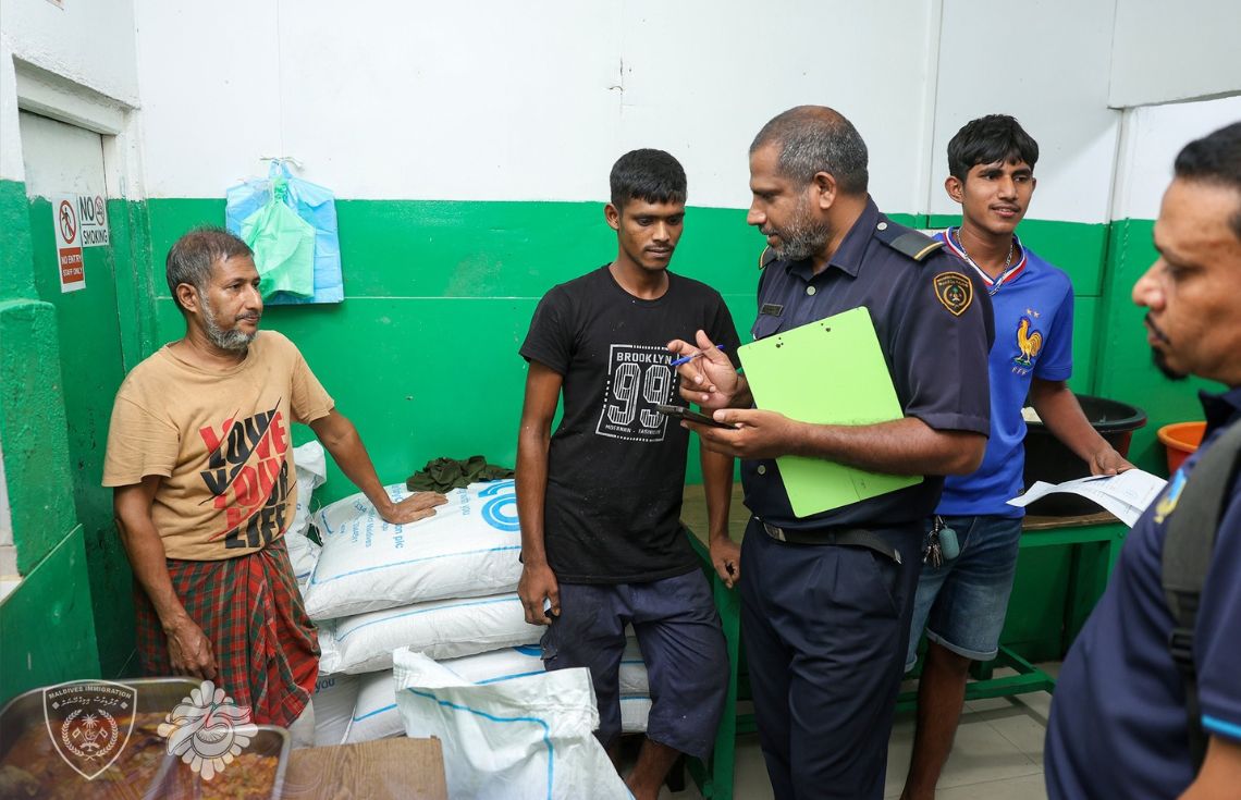 ރާއްޖޭގައި ވަޒީފާ އަދާކުރާ ބިދޭސީންގެ ދަފްތަރެއް އެކުލަވާލަނީ