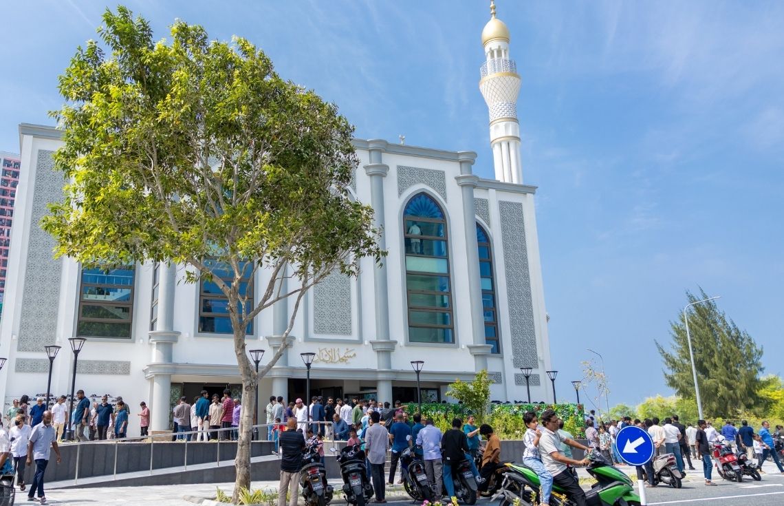 ހުޅުމާލެ ދެވަނަ ފިޔަވަހީގައި އަލަށް އިމާރާތް ކުރި 'މަސްޖިދުލްއީމާން' ހުޅުވައިފި