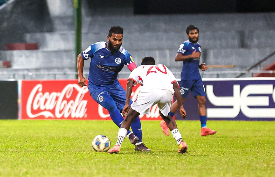 އަޝްފާގު ގަލޮޅު ދަނޑަށް އެނބުރި އައި މެޗުގައި ނިއު ރޭޑިއަންޓު މޮޅުވެއްޖެ