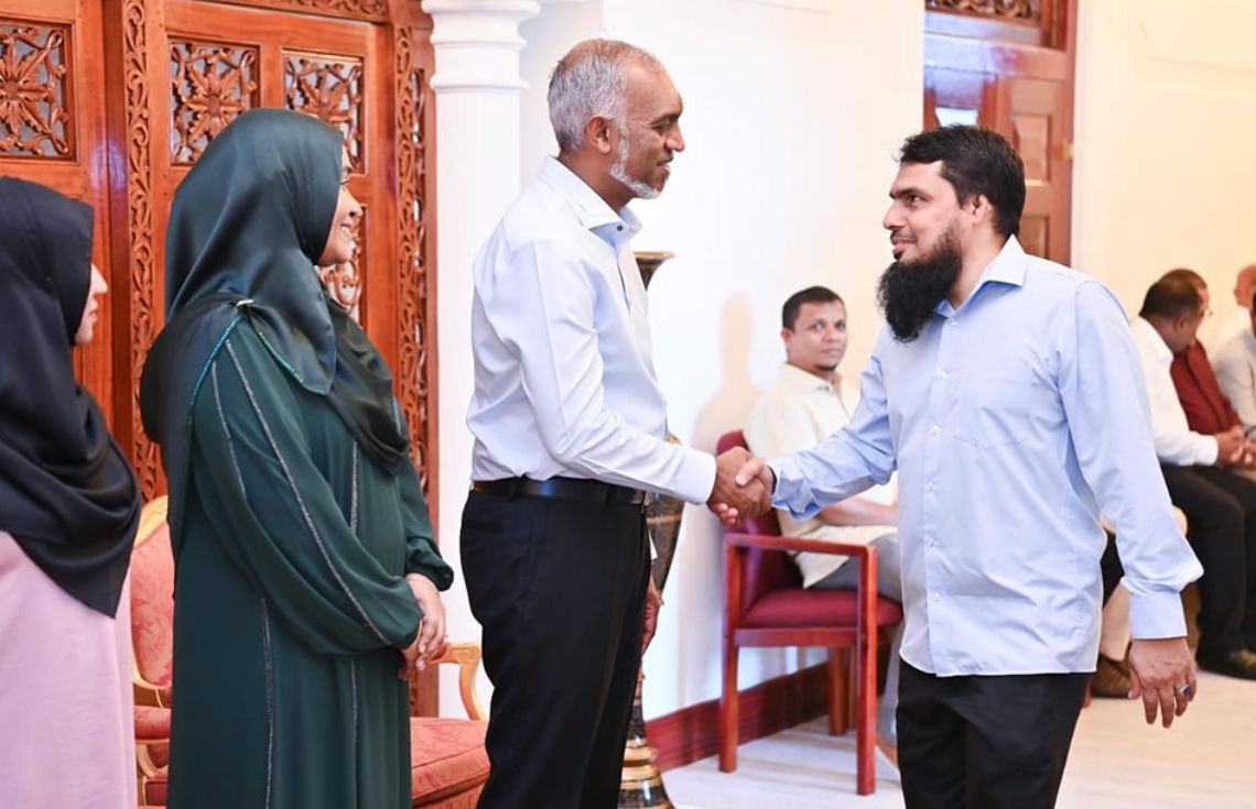 ޢައުރަ ނިވާކުރަން މަގުފަހިވާ ގޮތަކަށް ކަމެއް ކުރާނަމަ ދީނުގެ ދުޝްމަނުންނަށް އެކަންވާނީ ހަޖަމްކުރަން ދަތި އުނދަގޫ ކަމަކަށް: ޑރ. އަލީ ޒާހިރު