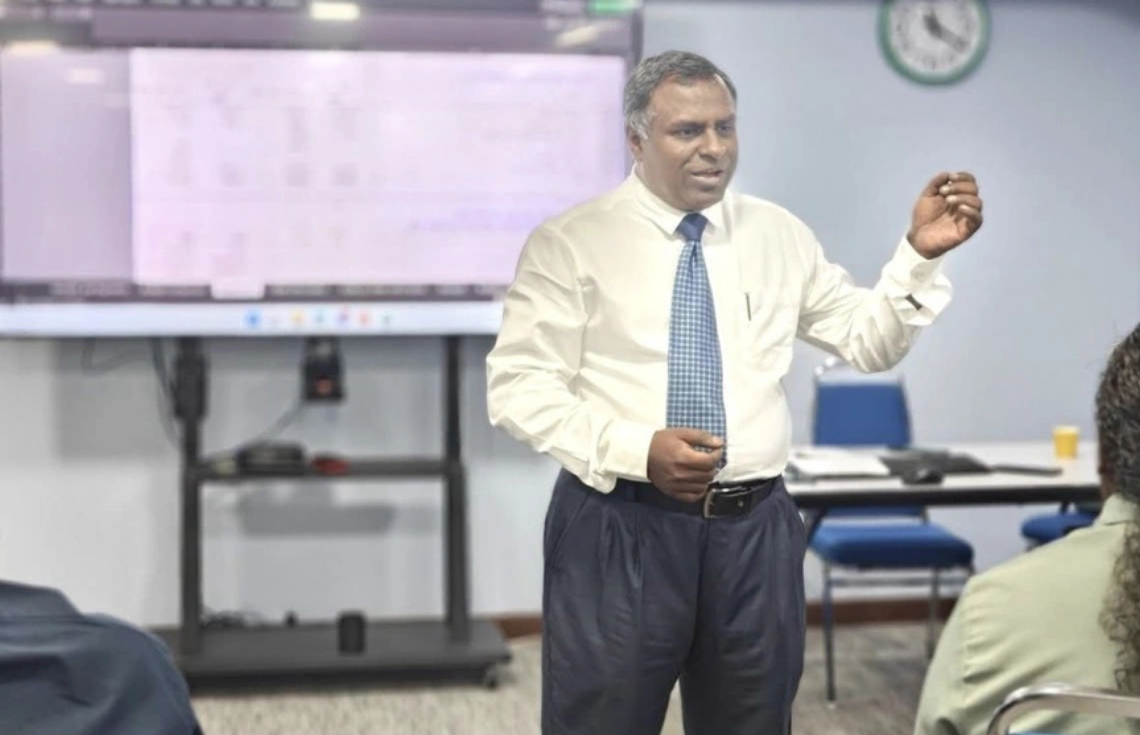 އެމްއެމްއޭގެ ވެރިއެއްގެ މައްޗަށް ތުހުމަތުކުރި ޖިންސީ ފުރައްސާރައިގެ މައްސަލައިގެ ތަޙުޤީޤު ފަށައިފި